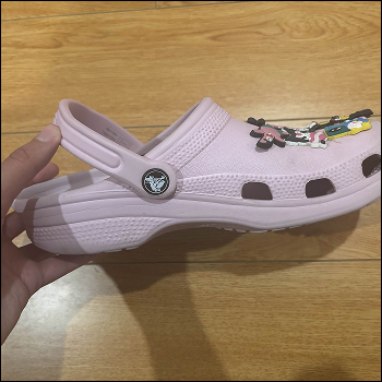 The side view of the same croc shoe, now put into sport mode